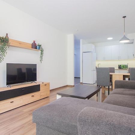 Corvin Modern Two Bedroom Apartment Free Parking Budapest Kültér fotó