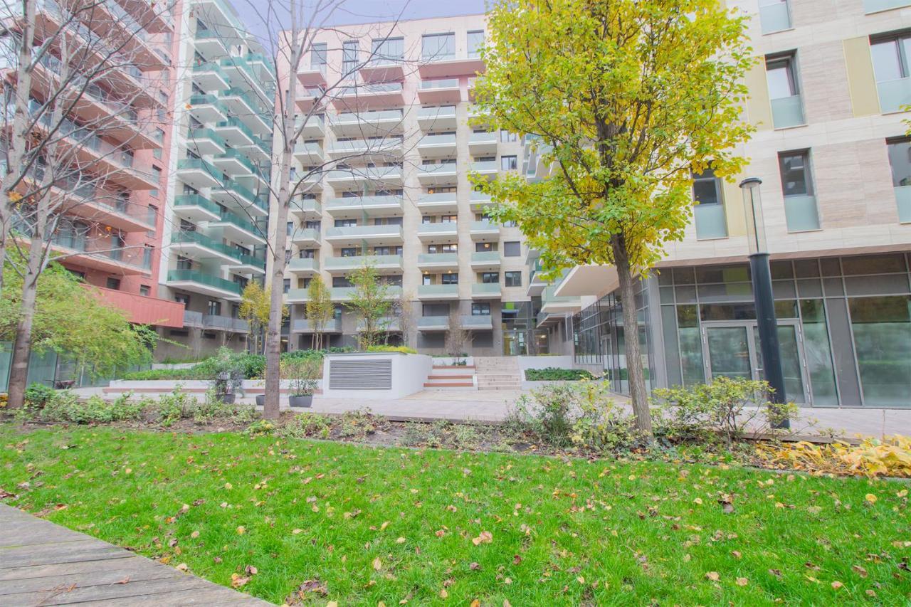 Corvin Modern Two Bedroom Apartment Free Parking Budapest Kültér fotó