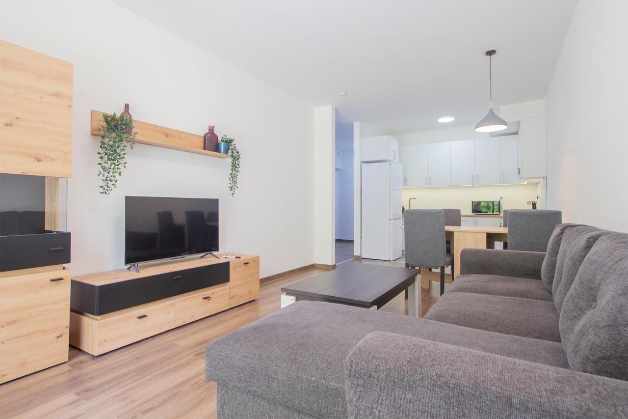 Corvin Modern Two Bedroom Apartment Free Parking Budapest Kültér fotó